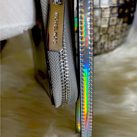 **RARE**LIMITED EDITION MICHAEL KORS IWALLET - Picture 4 of 7